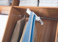 vybavení vestavěné skříně